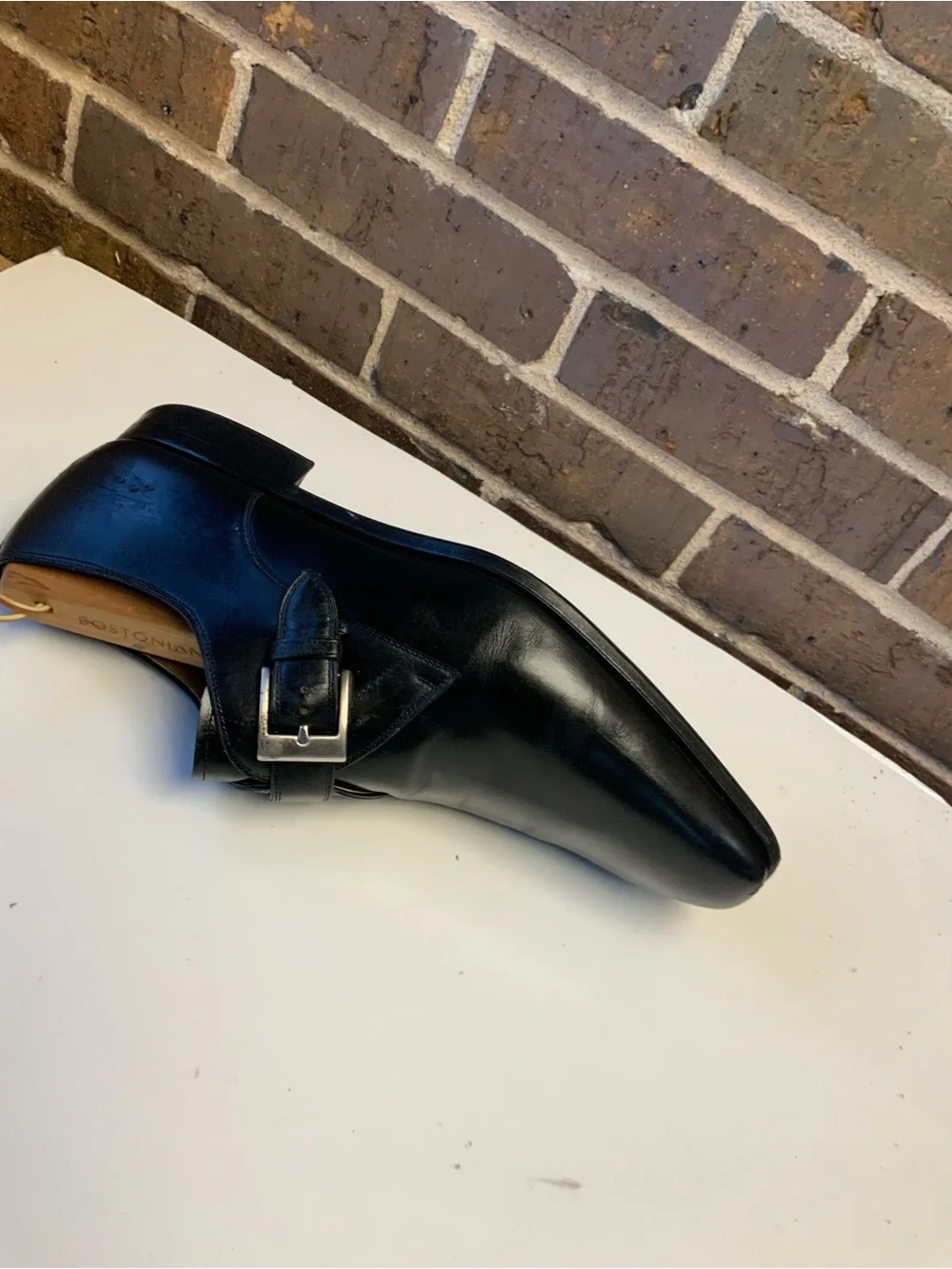 Magnanni Black Leather Single Monk Strap Shoe with Silver Buckle